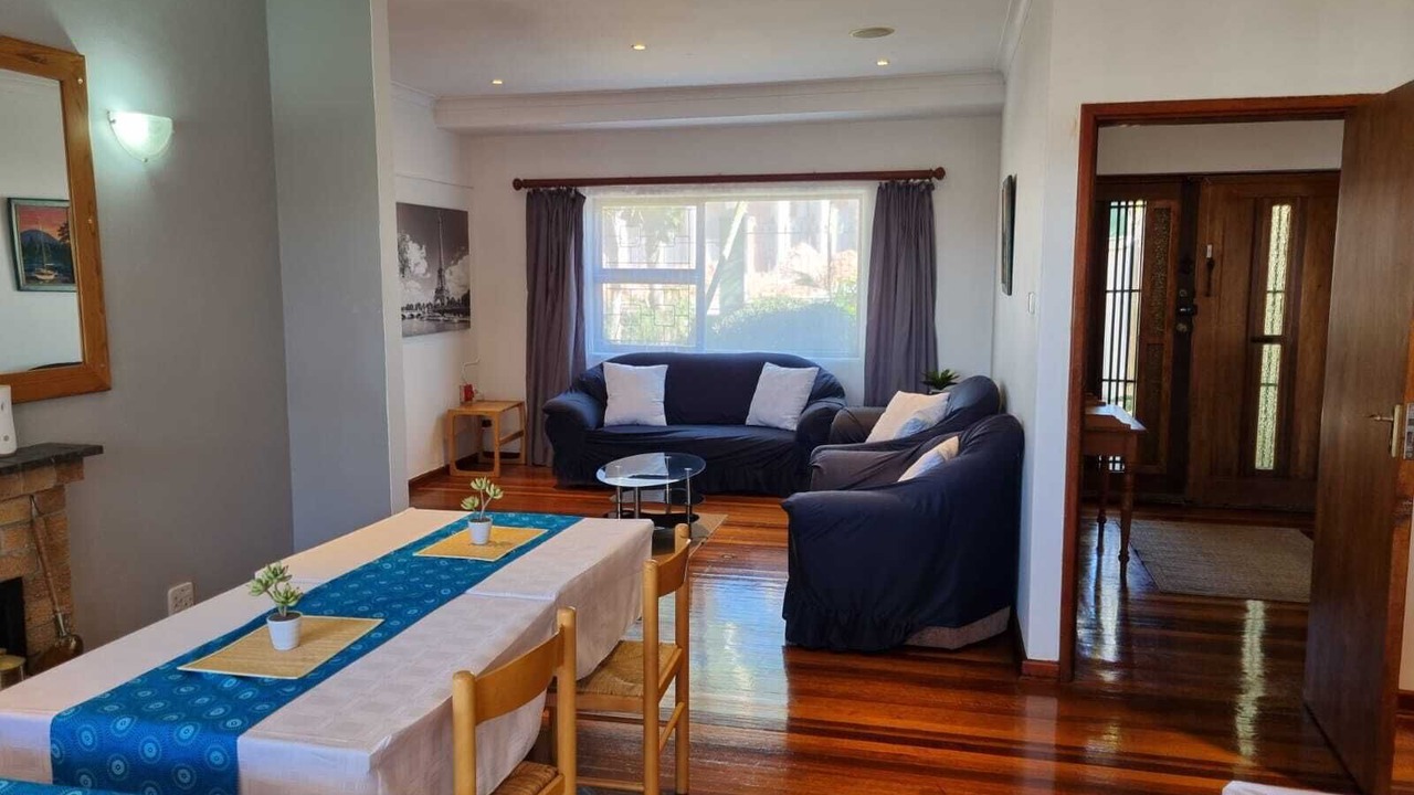 Photo of Livingroom in Humewood