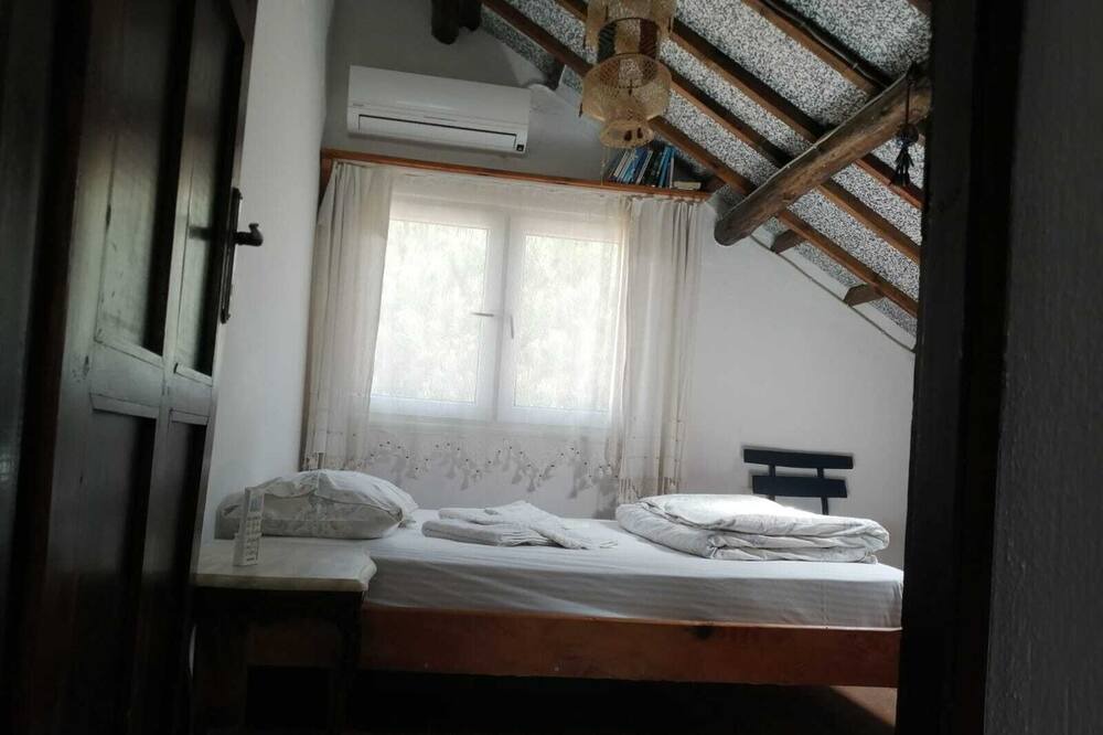 Photo of Bedroom in Kusadasi