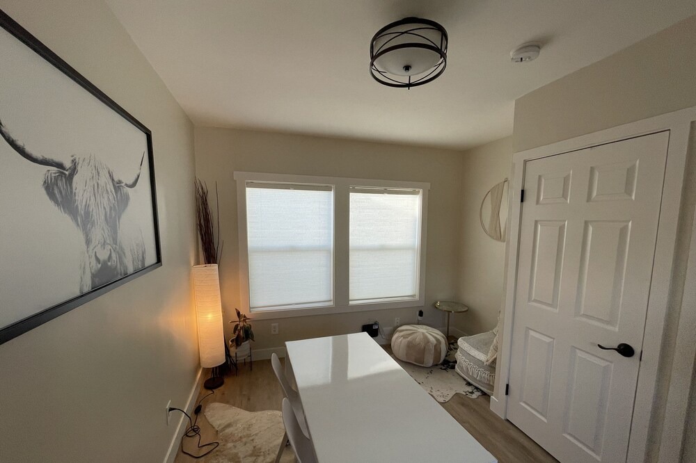 Photo of Bedroom in Oakland