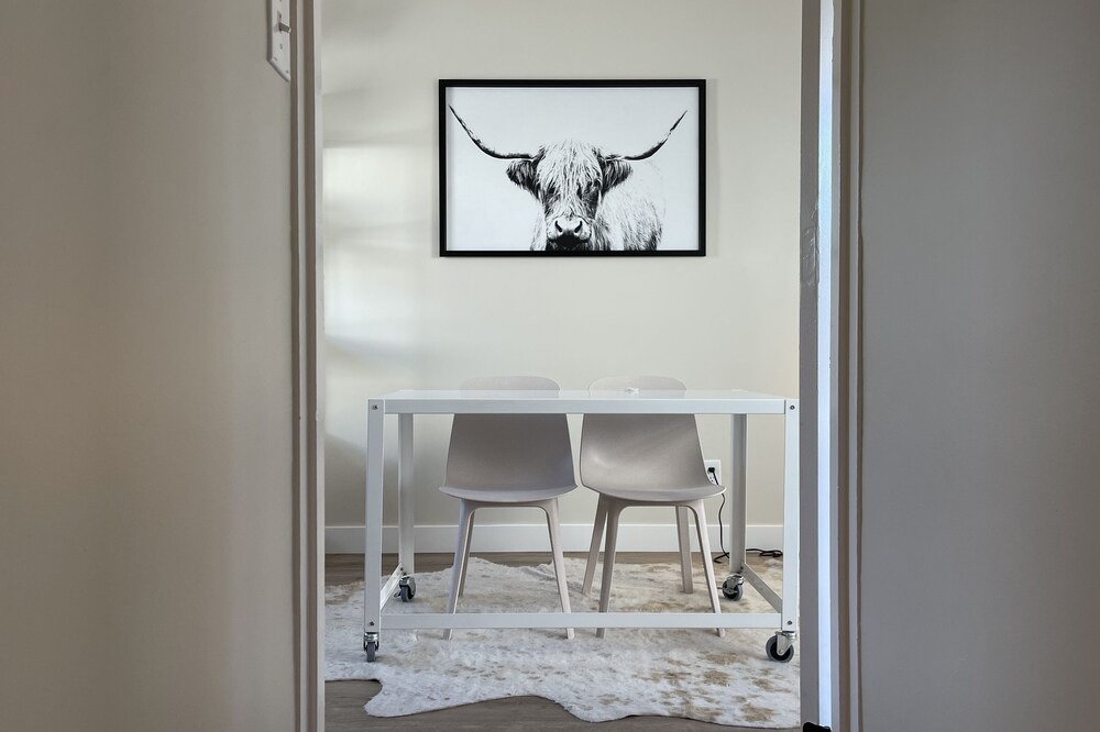 Photo of Bedroom in Oakland