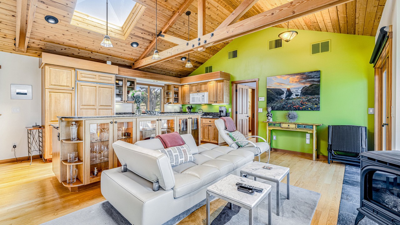 Photo of Livingroom in Philo