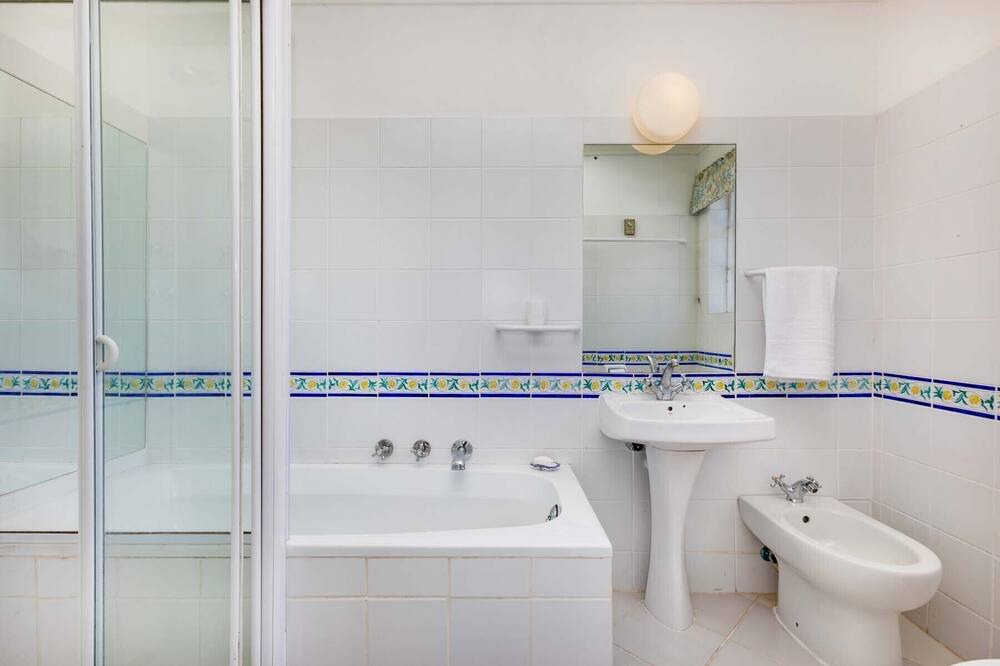 Photo of Bathroom in Kommetjie