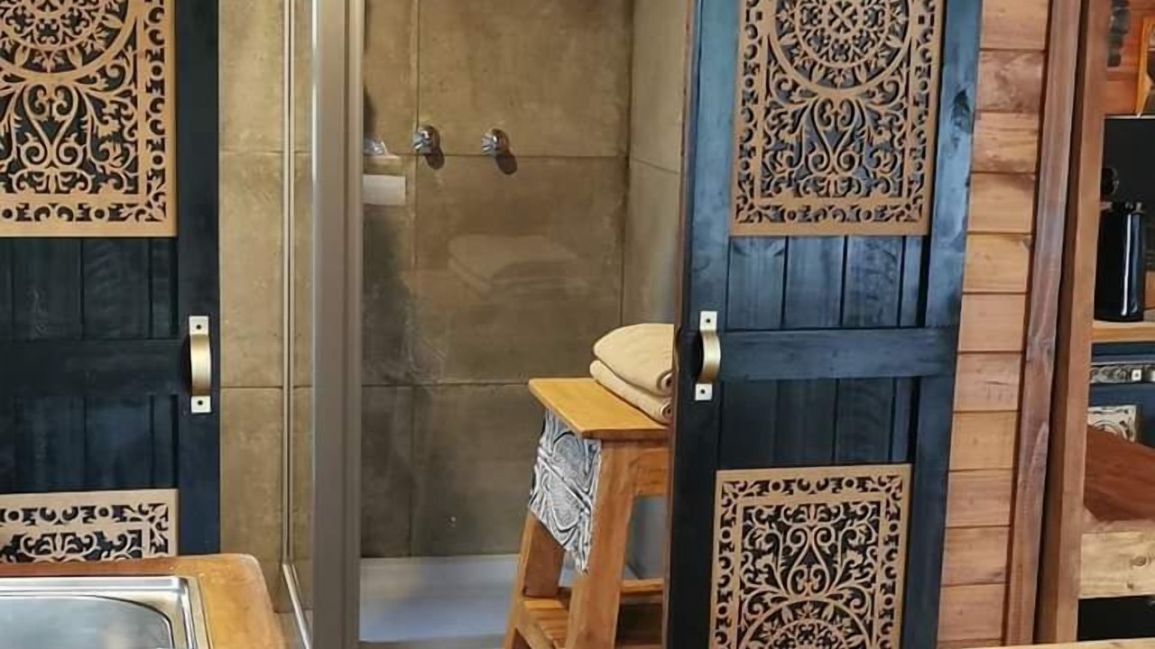 Photo of Bathroom in Vredefort