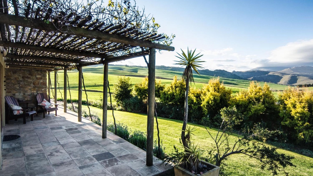 Photo of Patio Balcony in Caledon
