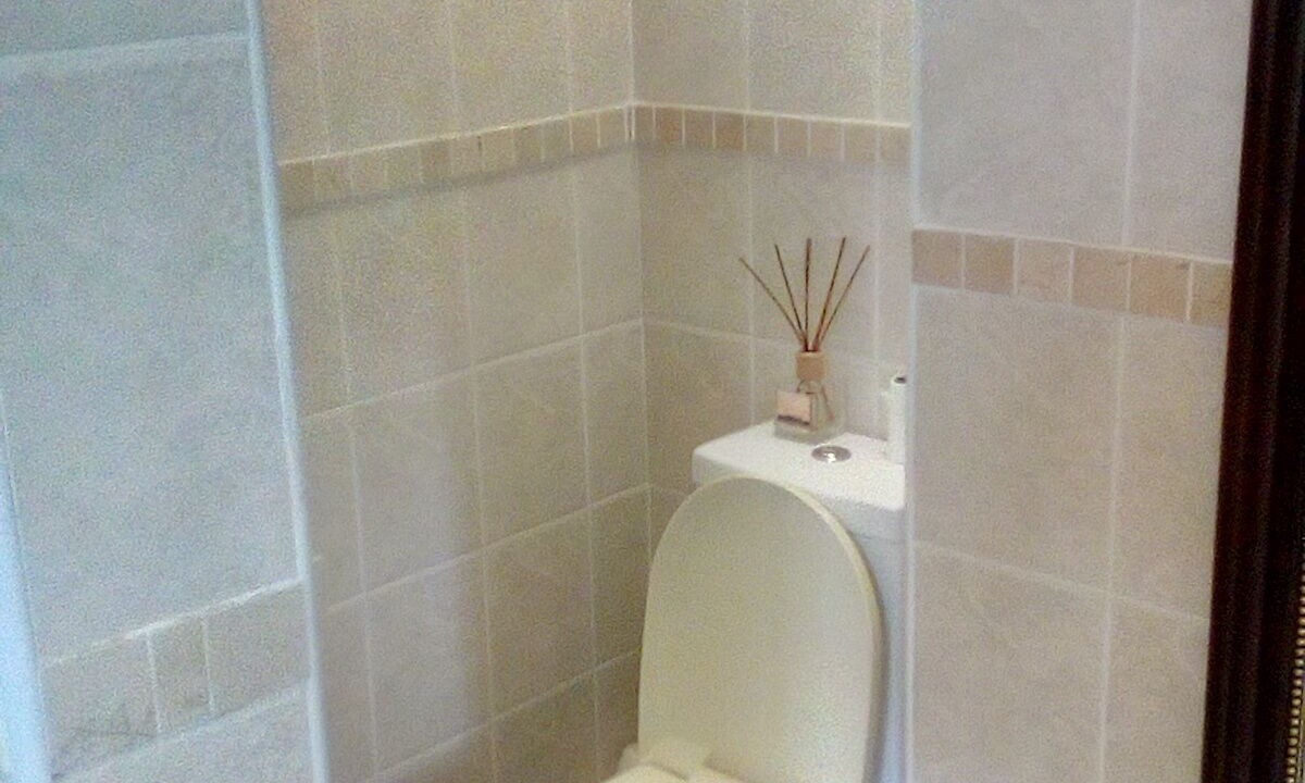 Photo of Bathroom in Cathkin Park