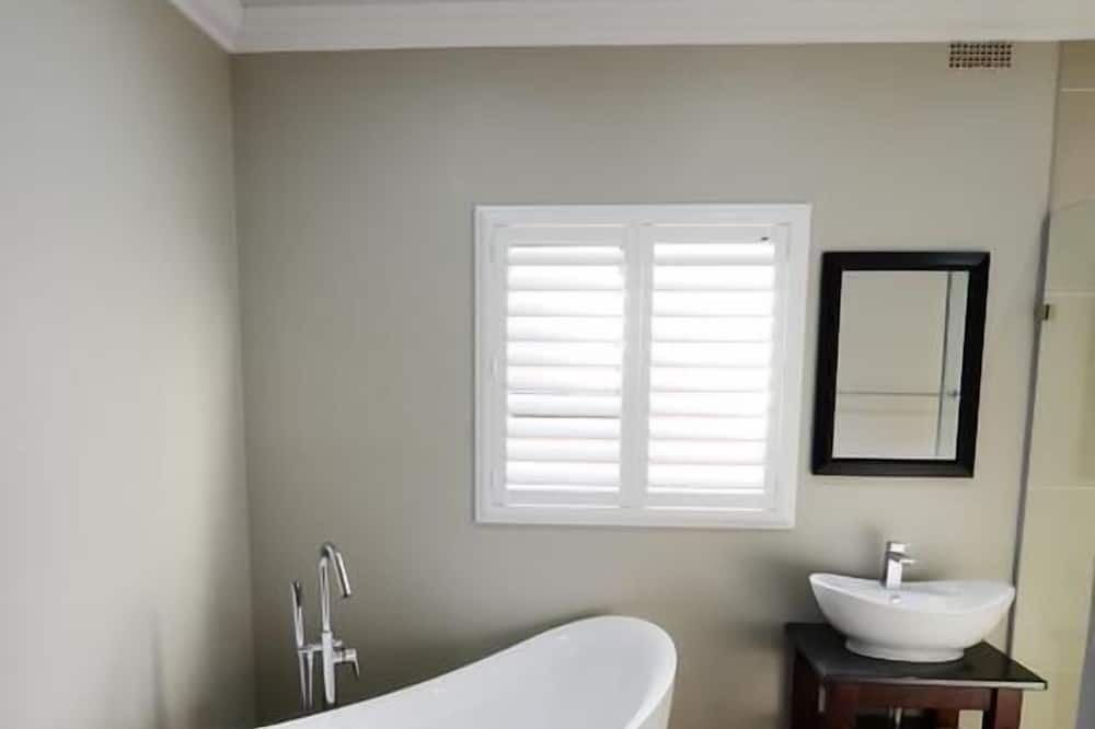 Photo of Bathroom in Vryburg