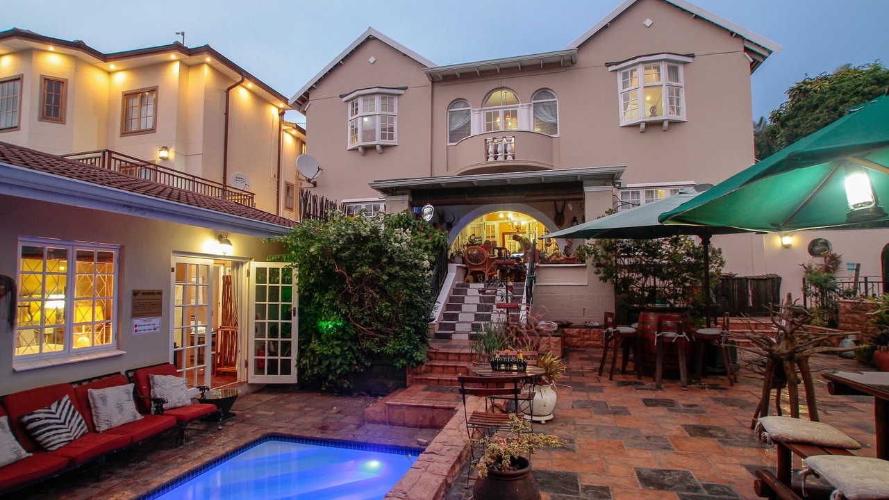 Photo of Outdoor in Essenwood