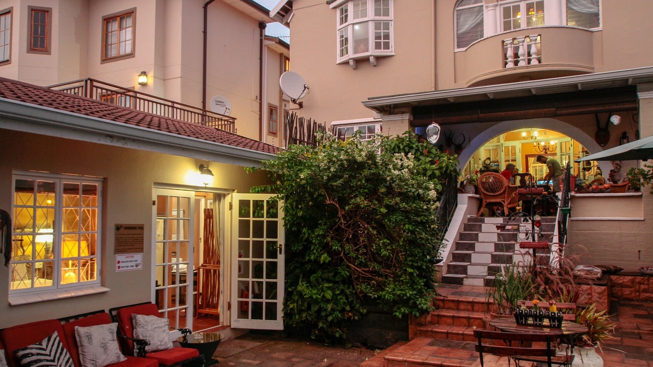Photo of Outdoor in Essenwood