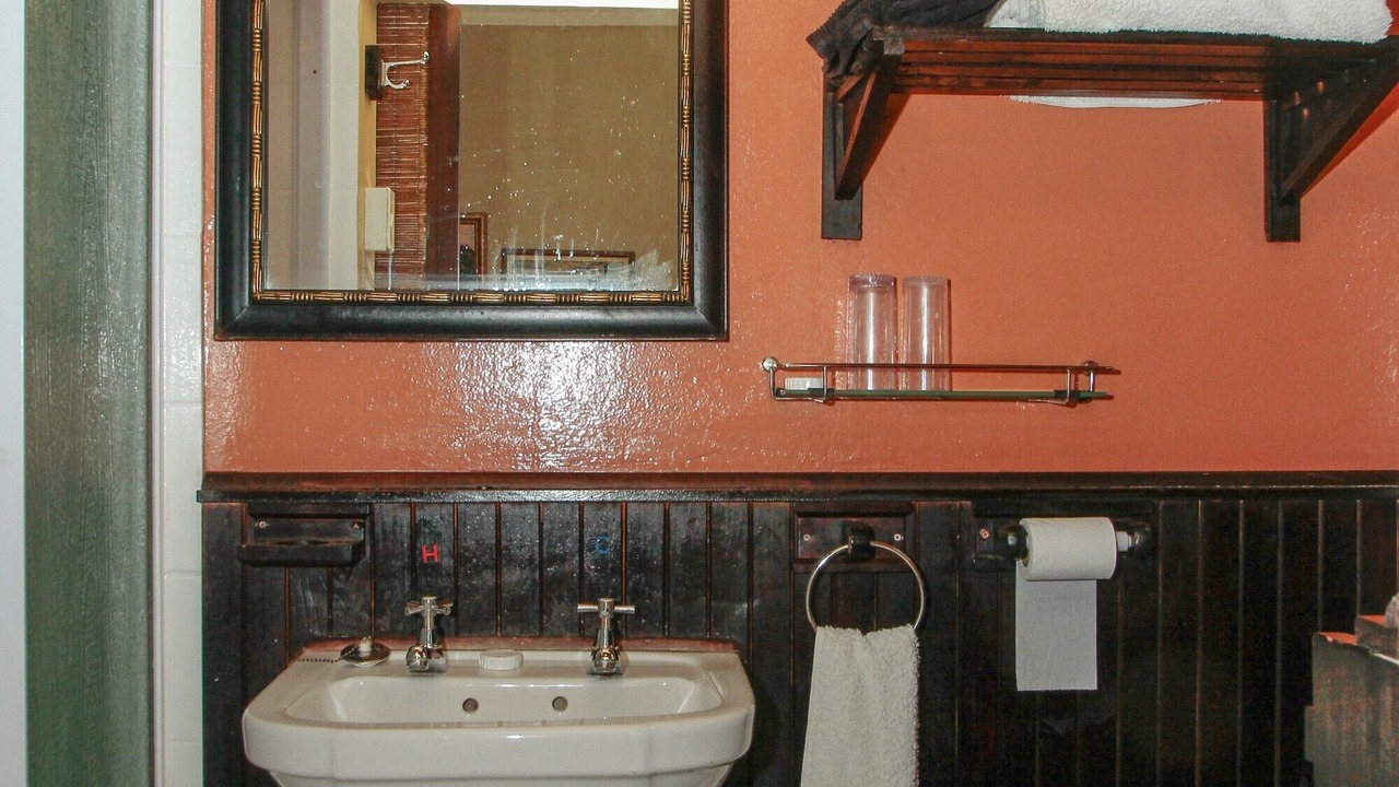 Photo of Bathroom in Essenwood