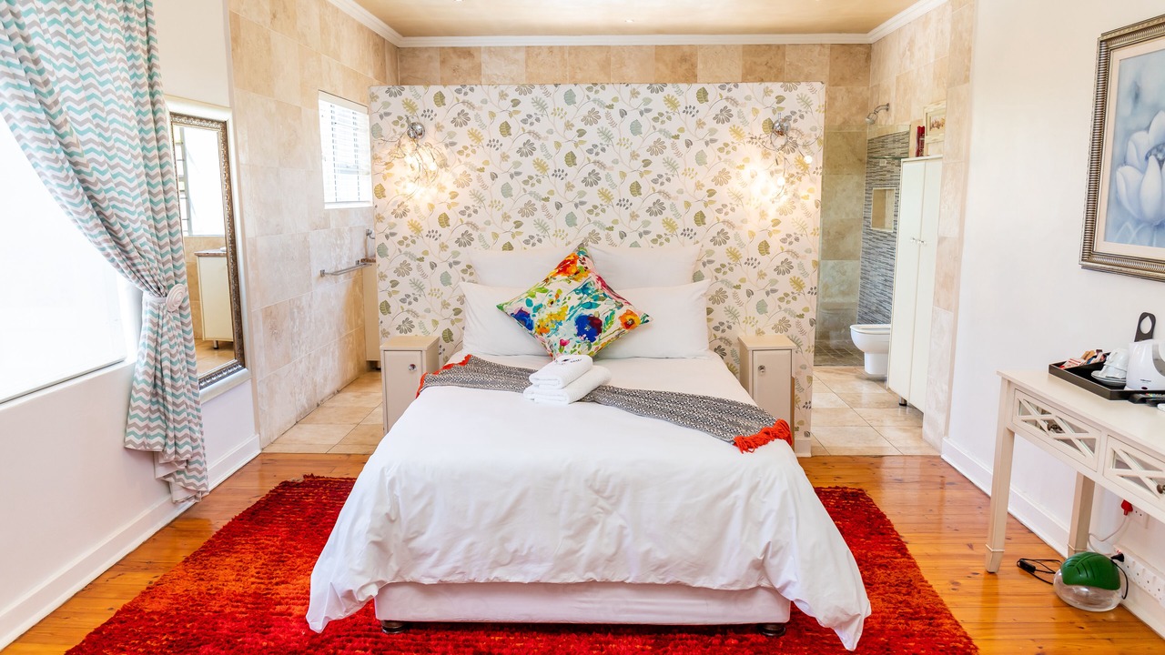 Photo of Bedroom in Selborne