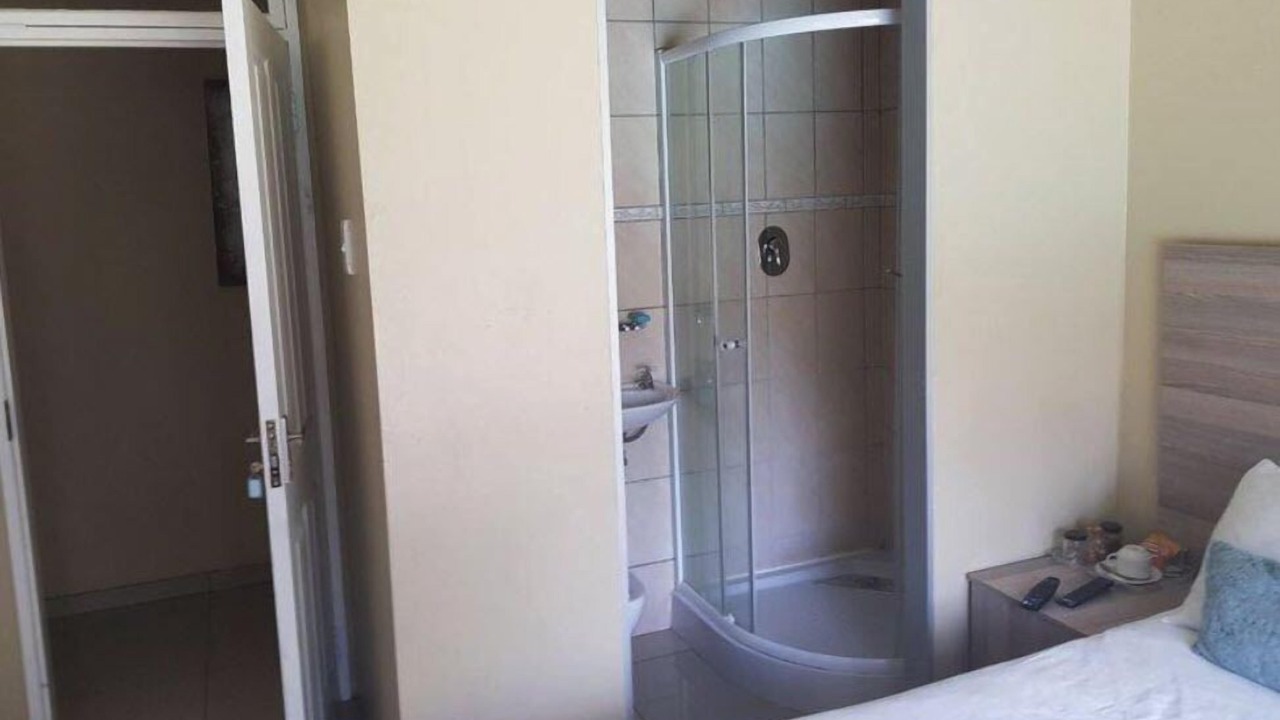 Photo of Bedroom in Emfuleni