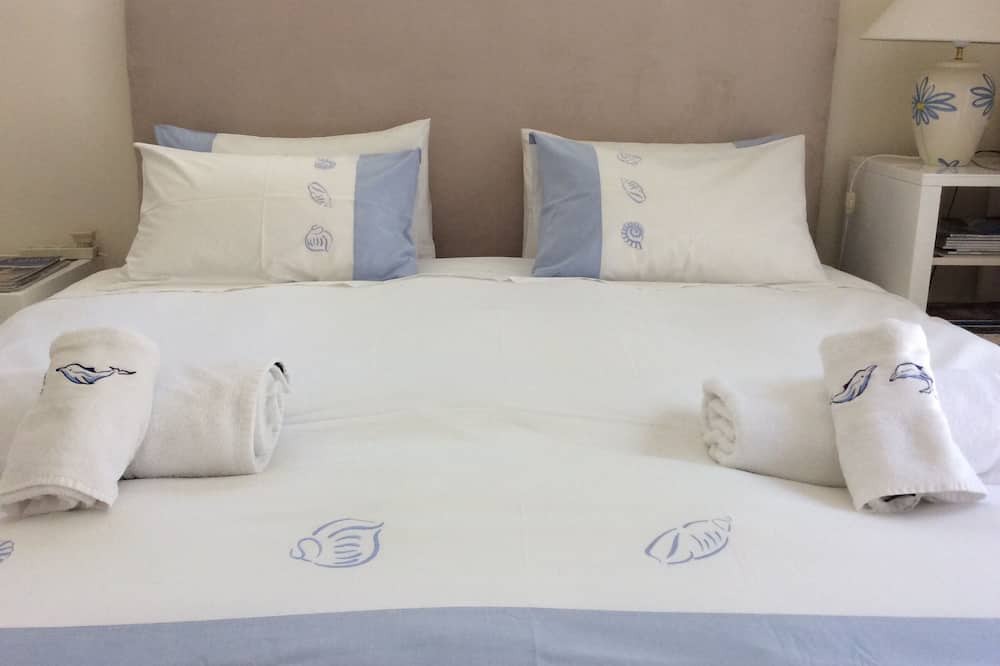 Photo of Bedroom in Redhill