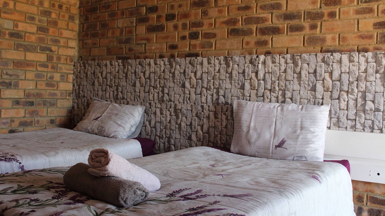 Photo of Bedroom in Emalahleni