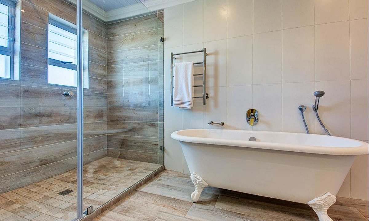 Photo of Bathroom in Hartenbos