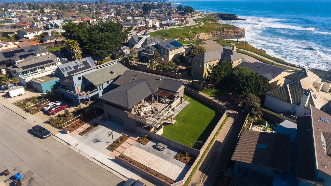 Photo of Outdoor in Westside Santa Cruz