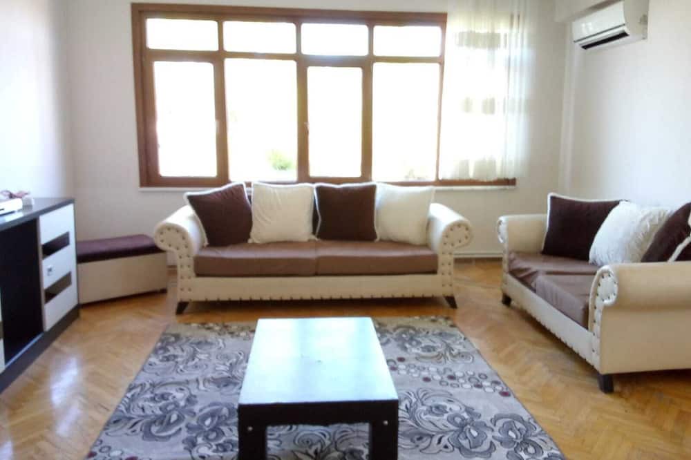 Photo of Livingroom in Adalar
