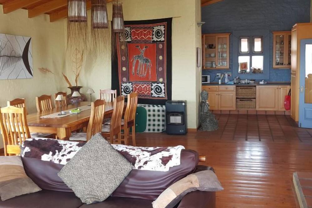 Photo of Livingroom in Wavecrest