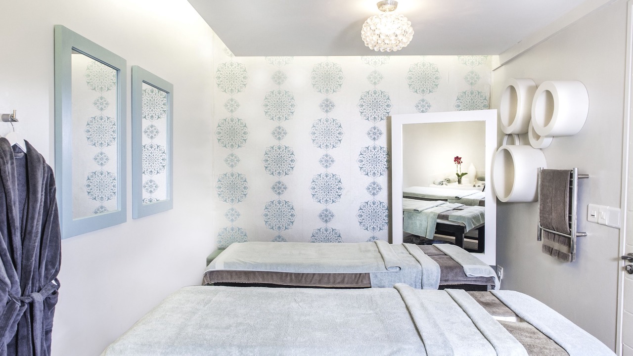 Photo of Bedroom in Wilderness Beach
