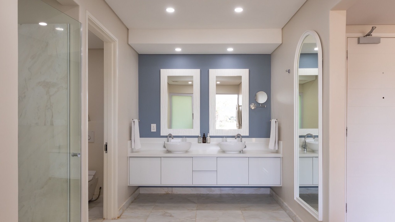 Photo of Bathroom in Wilderness Beach