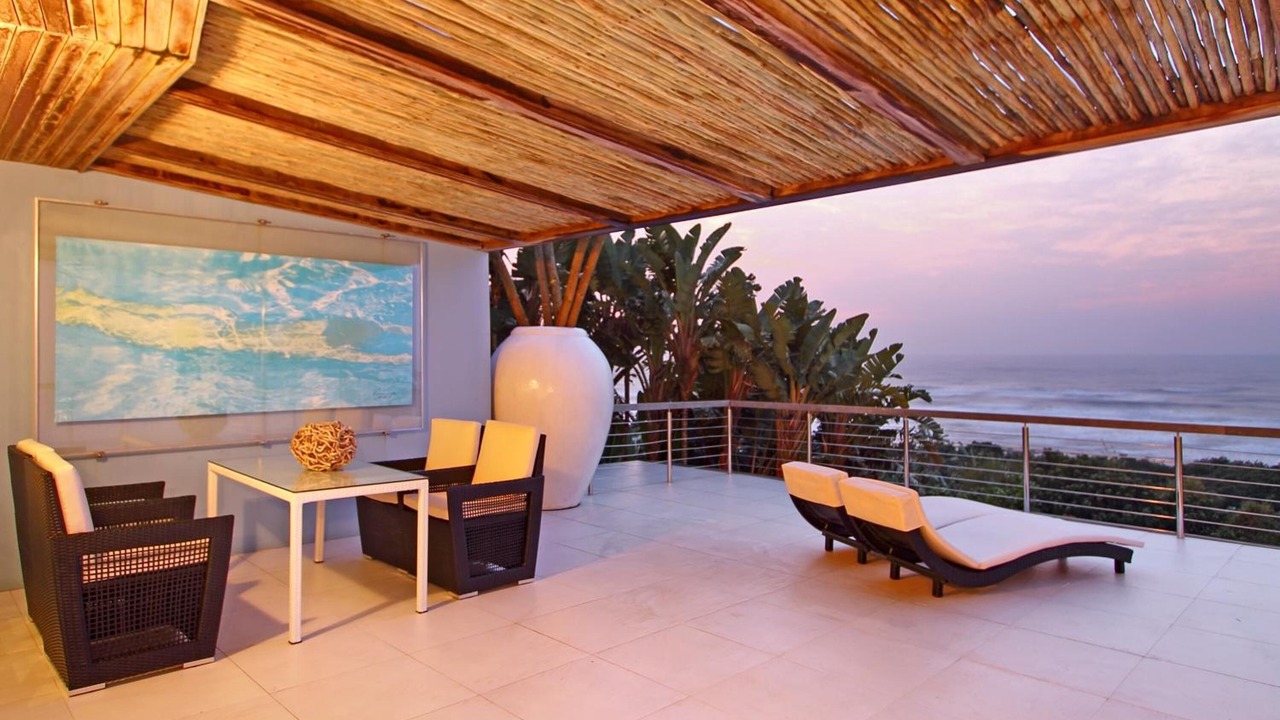 Photo of Patio Balcony in Trafalgar
