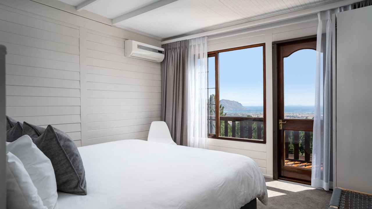 Photo of Bedroom in Helderberg Rural