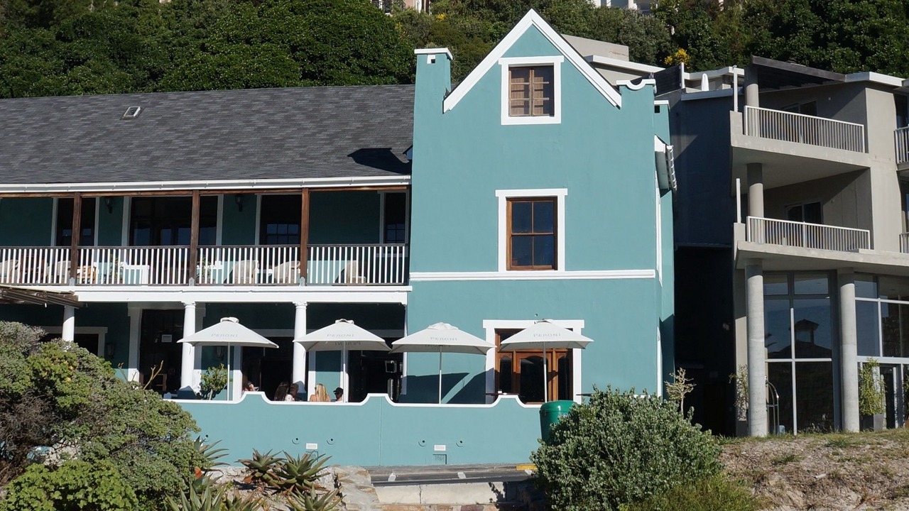 Photo of Others in Scott Estate
