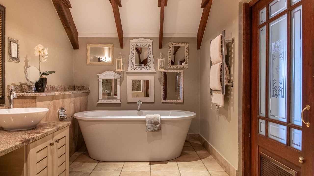 Photo of Bathroom in White River
