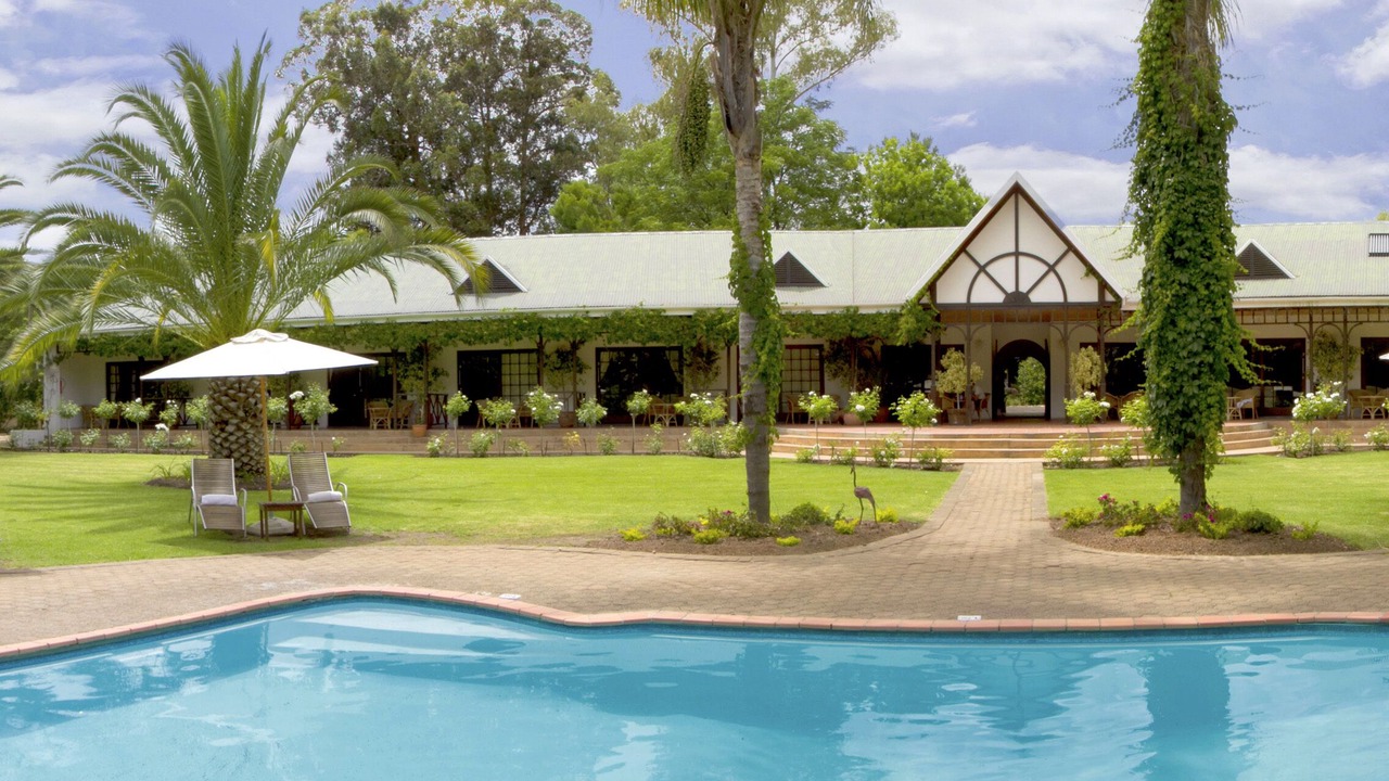 Photo of Bedroom in Oudtshoorn