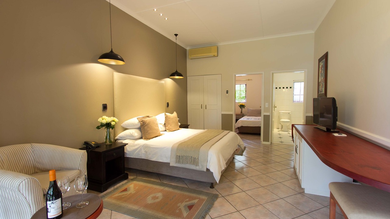 Photo of Bedroom in Oudtshoorn