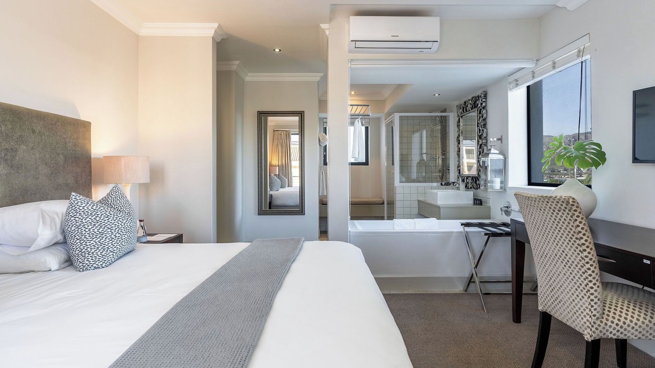 Photo of Bedroom in Hermanus City-Centre