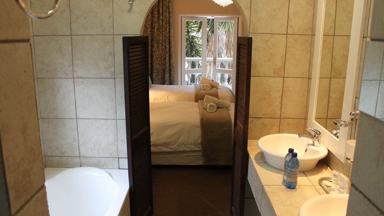 Photo of Bathroom in Greater Johannesburg Metropolitan Area