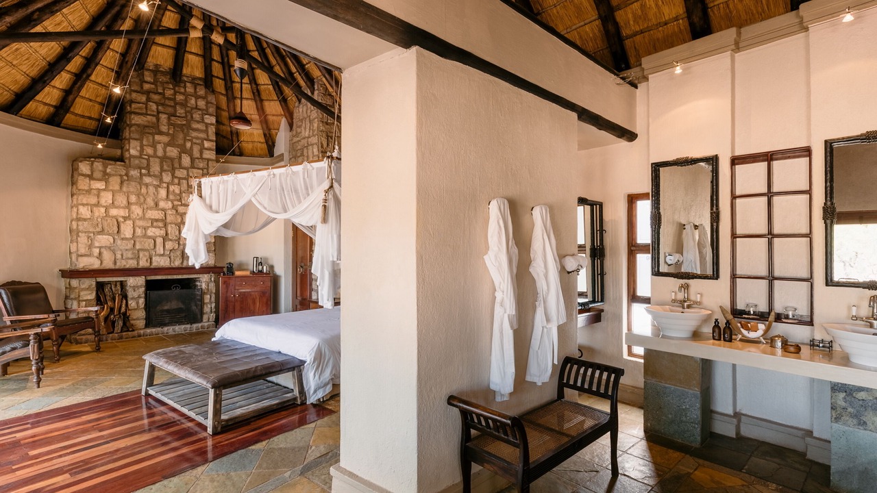 Photo of Bedroom in Thorny Bush Game Reserve