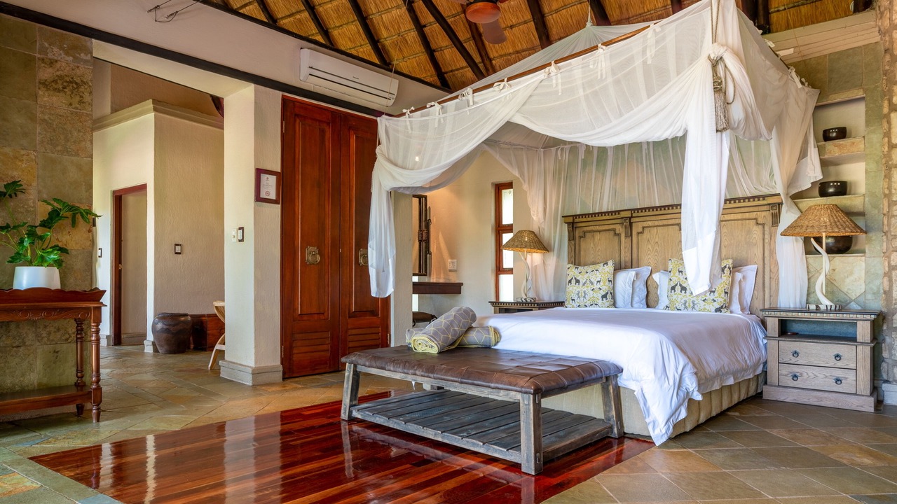 Photo of Bedroom in Thorny Bush Game Reserve