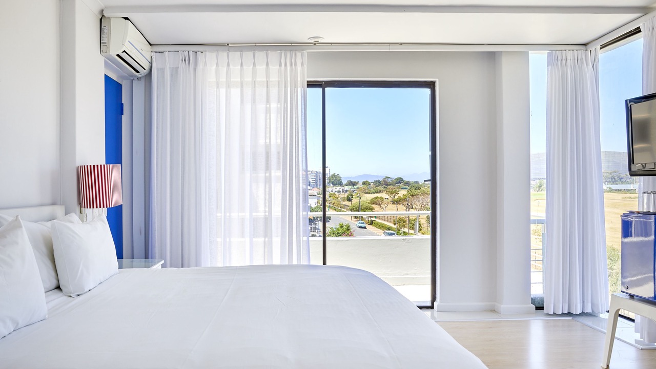 Photo of Bedroom in Mouille Point