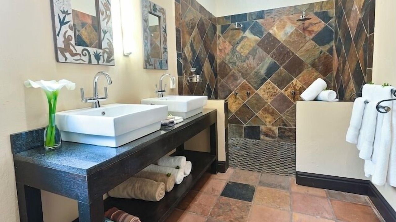 Photo of Bathroom in Addo