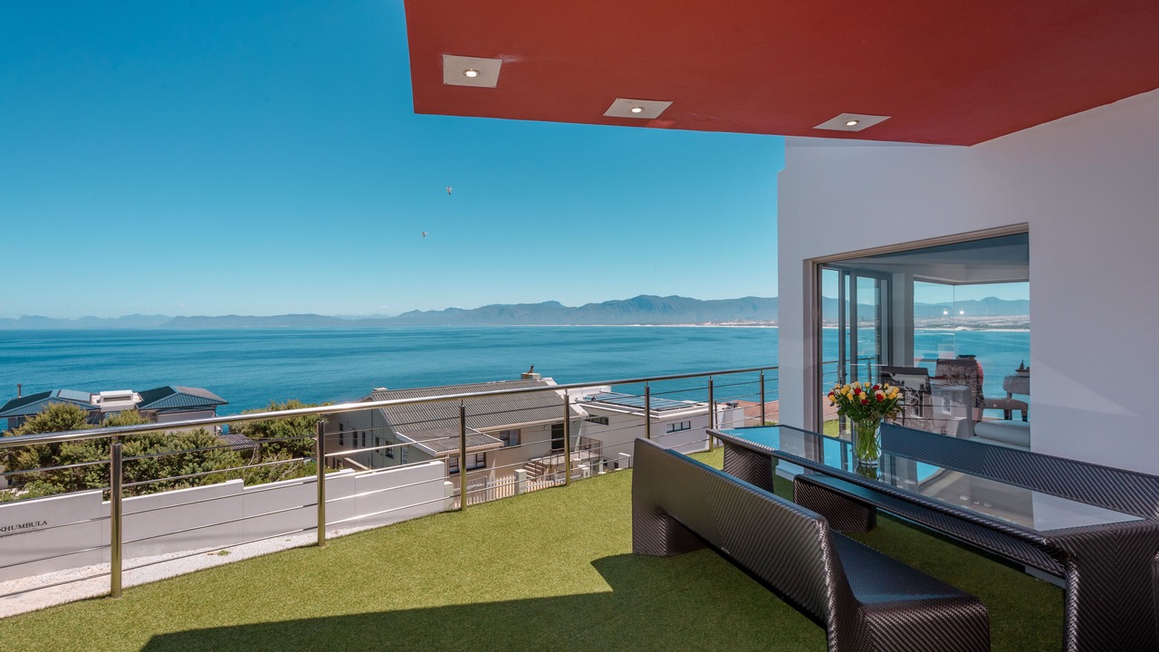 Photo of Patio Balcony in De Kelders