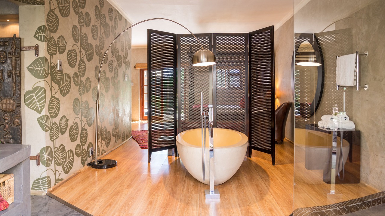 Photo of Bathroom in Pollok Beach