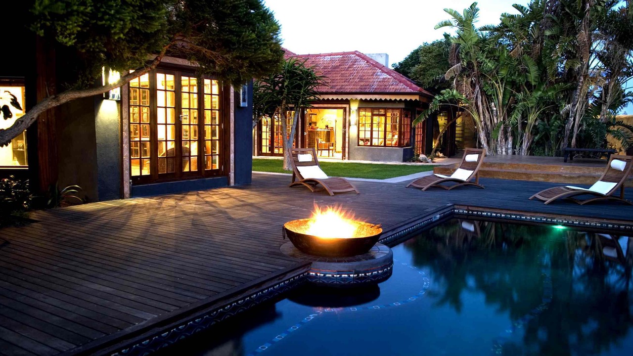 Photo of Outdoor in Pollok Beach
