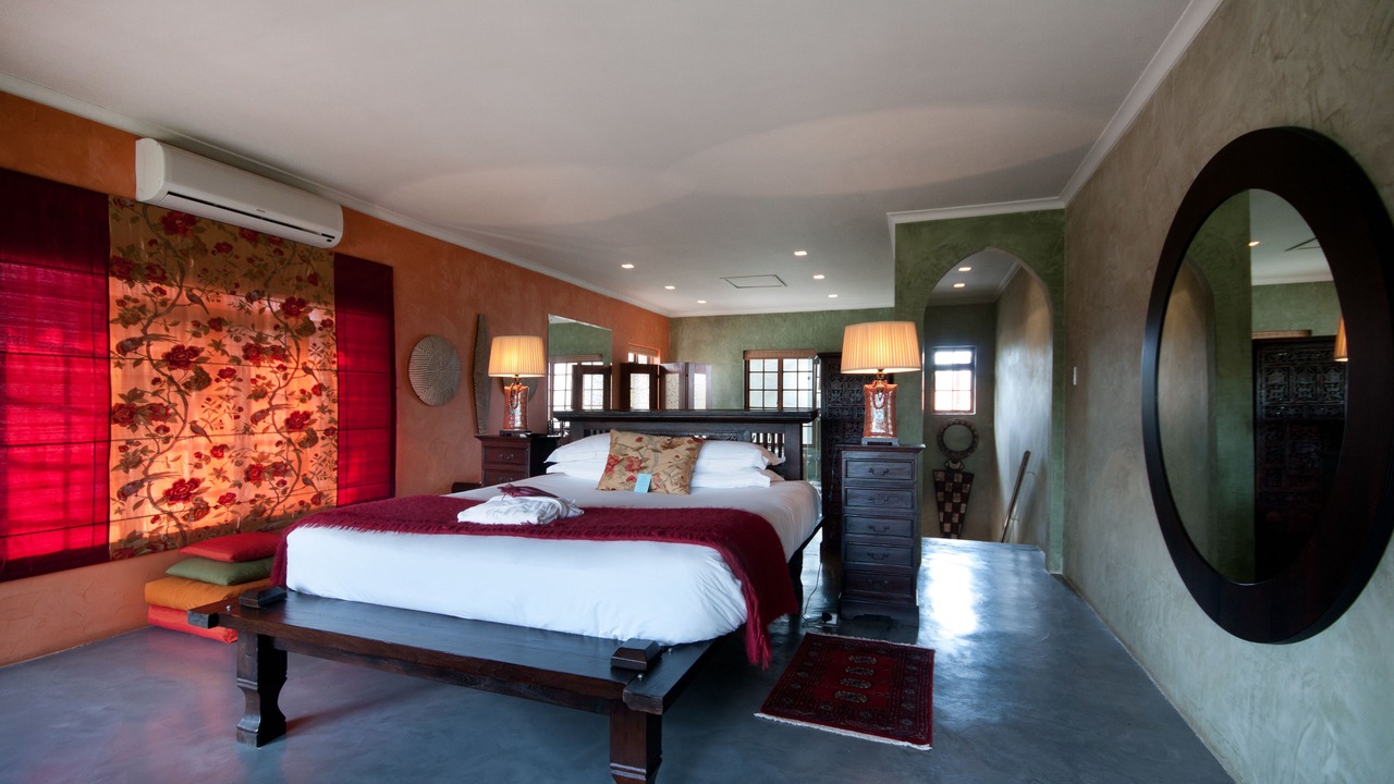 Photo of Bedroom in Pollok Beach