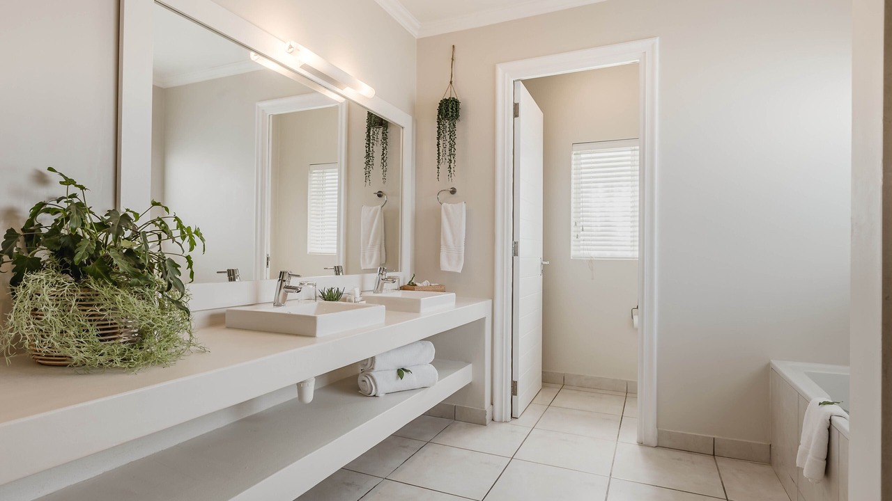 Photo of Bathroom in Robberg Beach