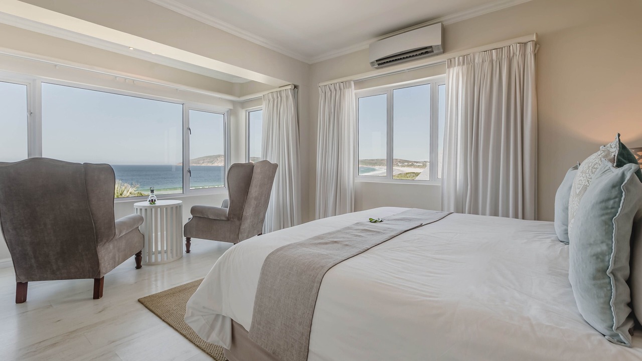 Photo of Bedroom in Robberg Beach