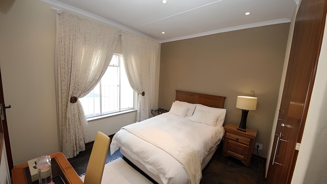 Photo of Bedroom in Bedfordview