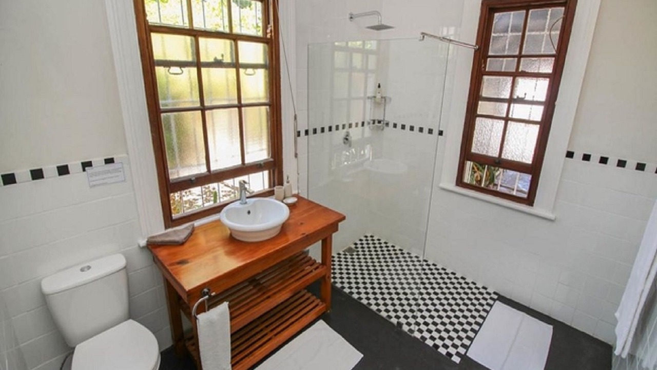 Photo of Bathroom in Montagu