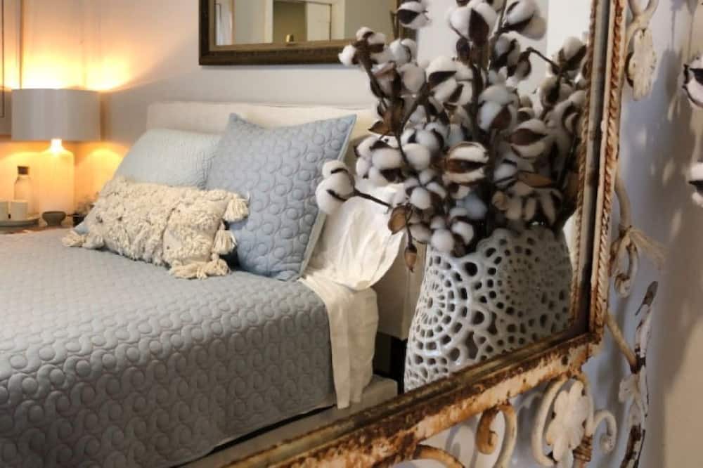 Photo of Bedroom in Central San Mateo