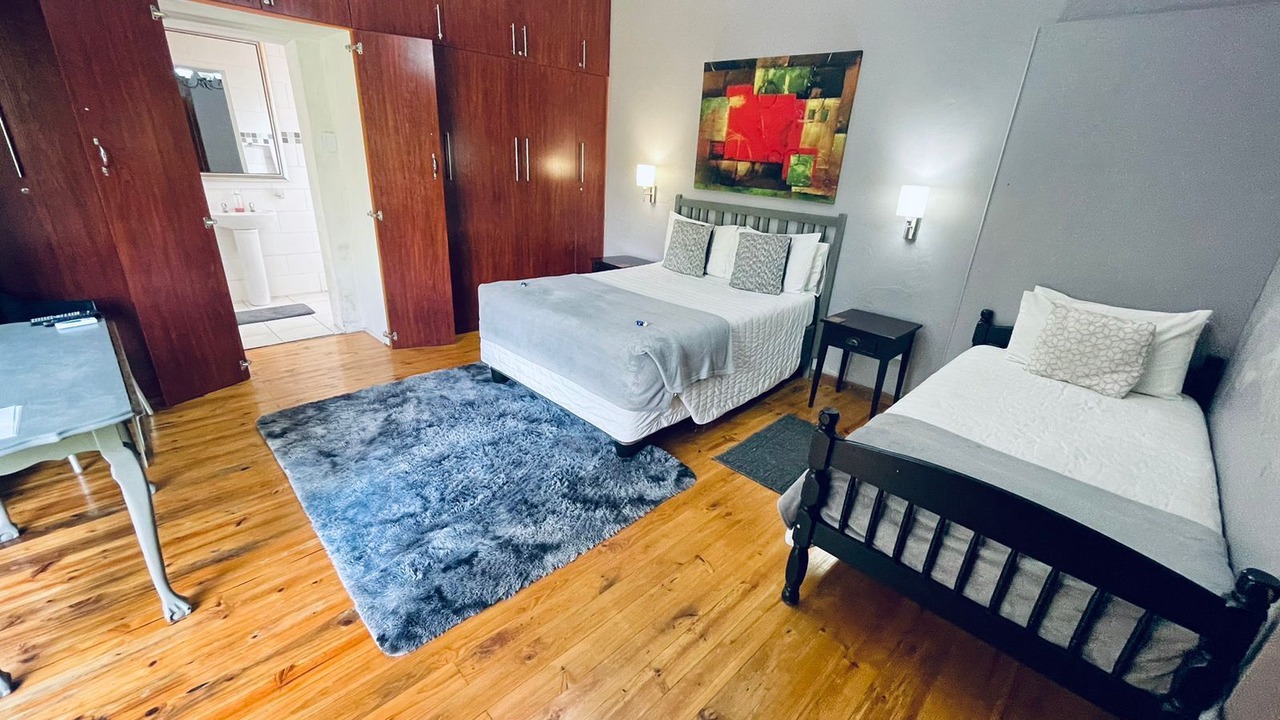 Photo of Bedroom in Komani