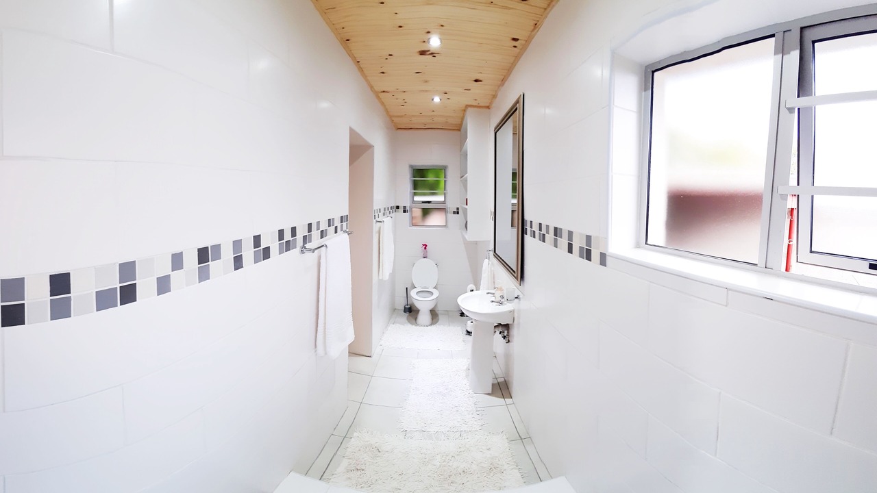 Photo of Bathroom in Komani