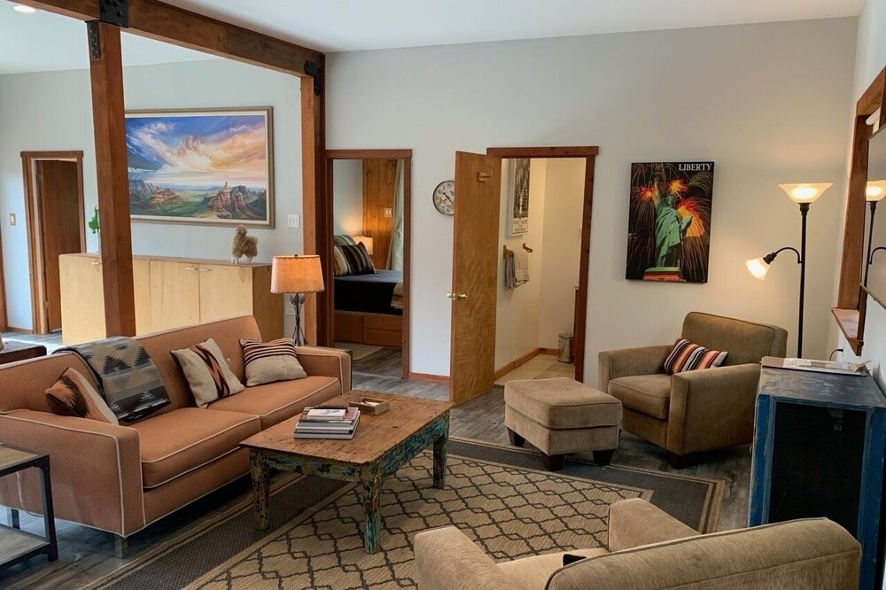 Photo of Livingroom in Redwood City