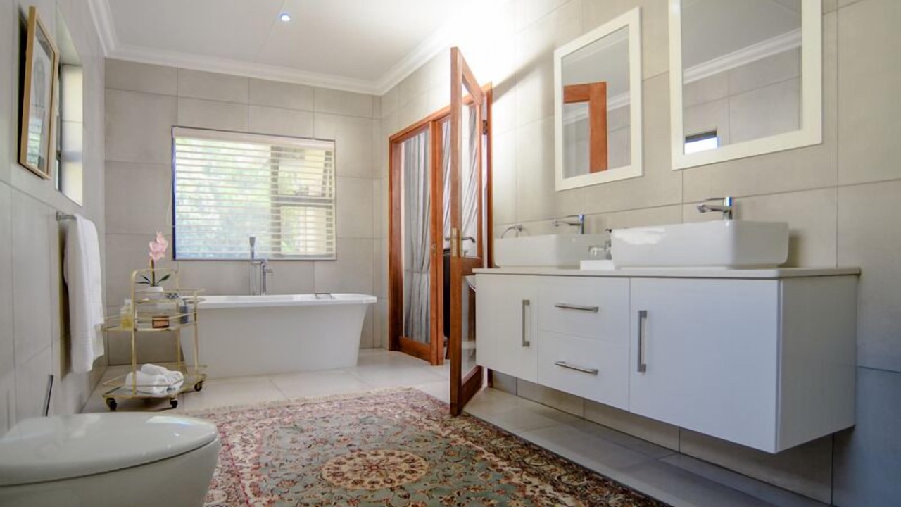 Photo of Bathroom in Hazyview