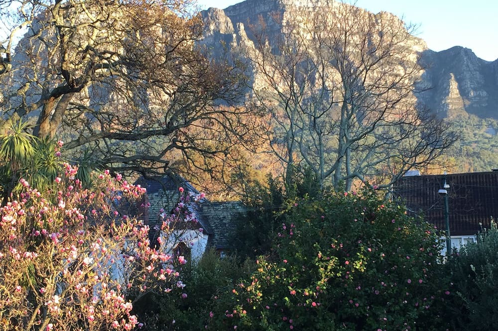 Photo of Others in Newlands