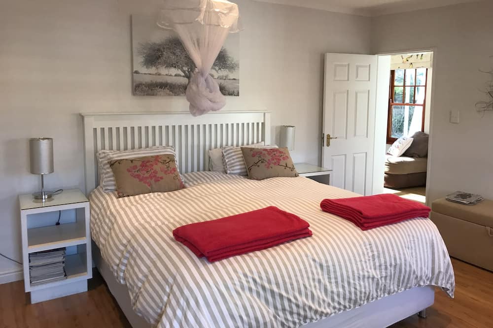 Photo of Bedroom in Newlands
